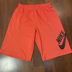 Nike SB Skateboarding Sweat Shorts Youth XL 13-15yrs Red Fleece Skater